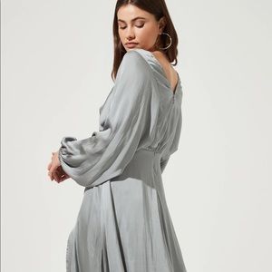ASTR Dolman Sleeve Dress - Sage M NWT